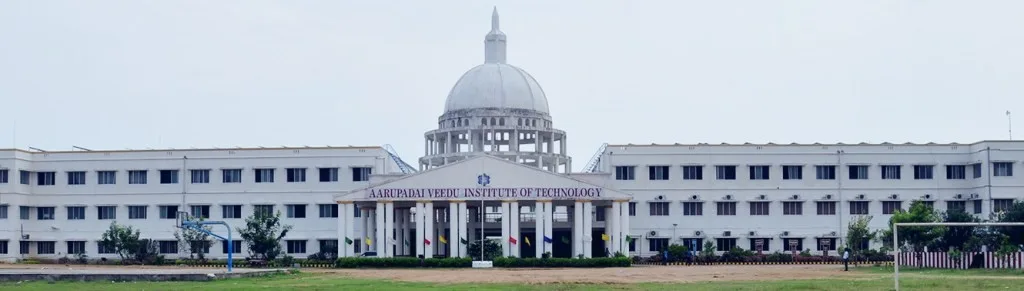 Aarupadai Veedu Medical College campus