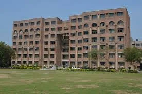 Maharaja Surajmal Institute campus