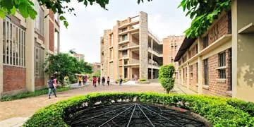 Ajay Kumar Garg Engineering College campus image